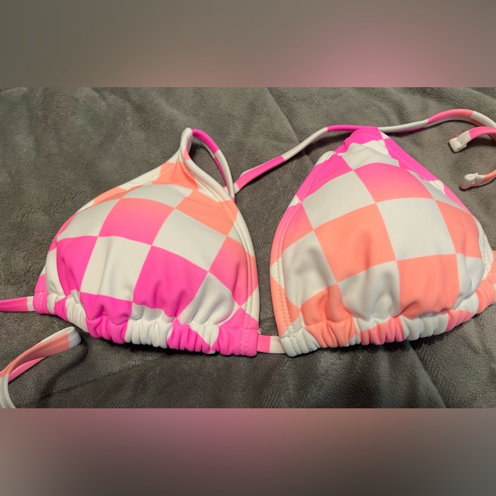 XHILARATION Triangle Bikini Top, Size Small, EUC